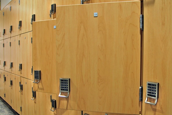 Storage lockers