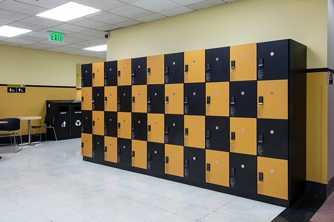 Modular Laminate Lockers in Student Union