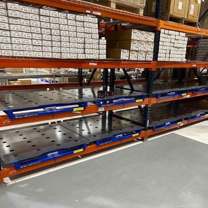 Pallet-Rack-with-Roll-Out-Shelves