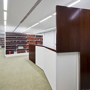 Corporate Libraries Cantilever-Shelving