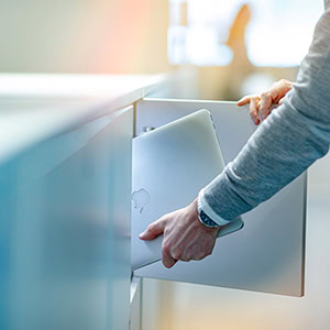 Smart-Lockers-IT-Asset-Lockers