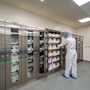 Sterile-Storage-Stainless-Steel-Cabinets