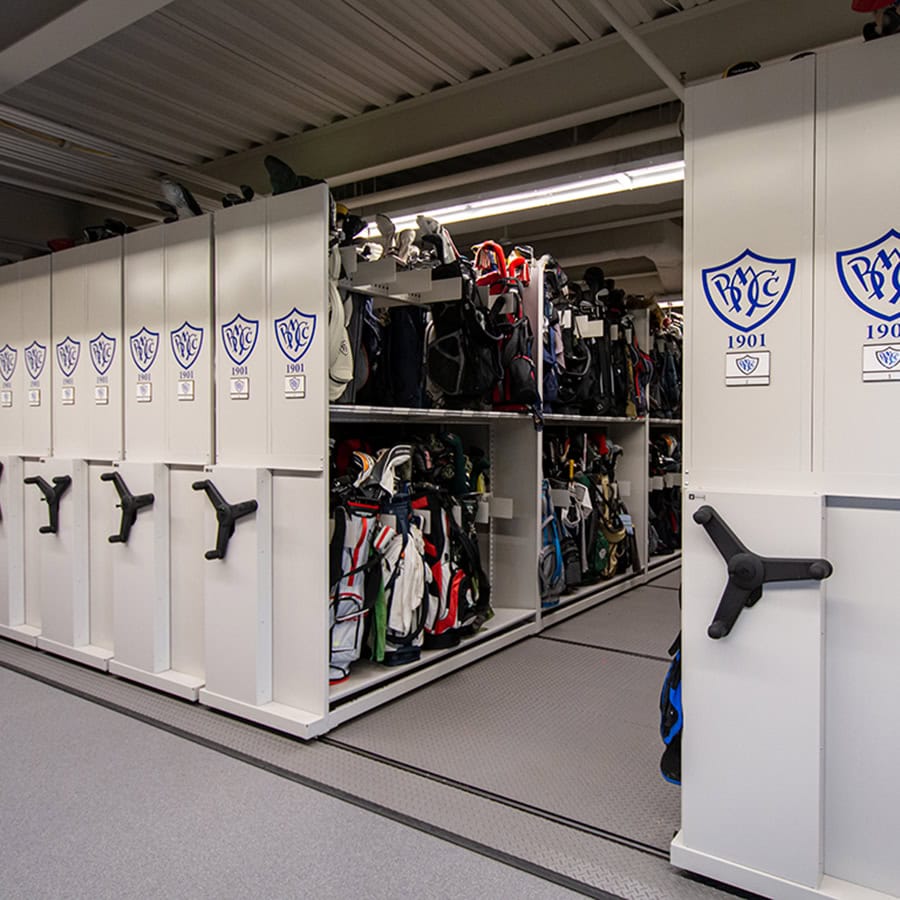 Golf-Bag-Storage-ORES