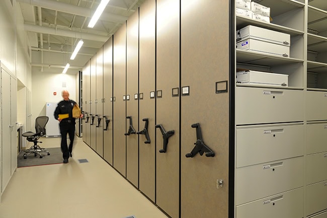 Modular-Drawers-in-Mobile-Crime-Labs
