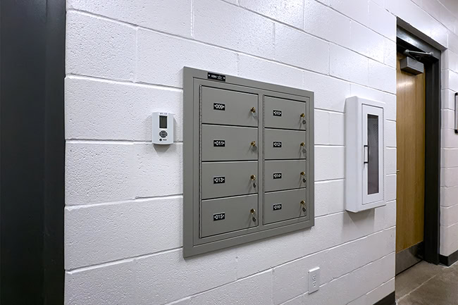 Wall-Mounted-Gun-Lockers-Law-Enforcment